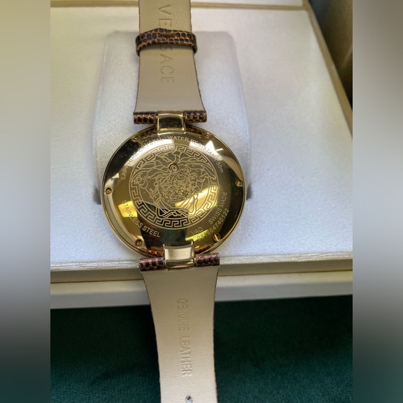 Versace Watch - Picture 2 of 6